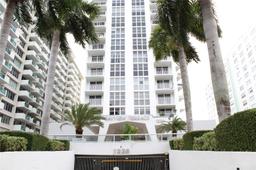 Picture of 1228 West Ave # 910, Miami Beach, FL 33139