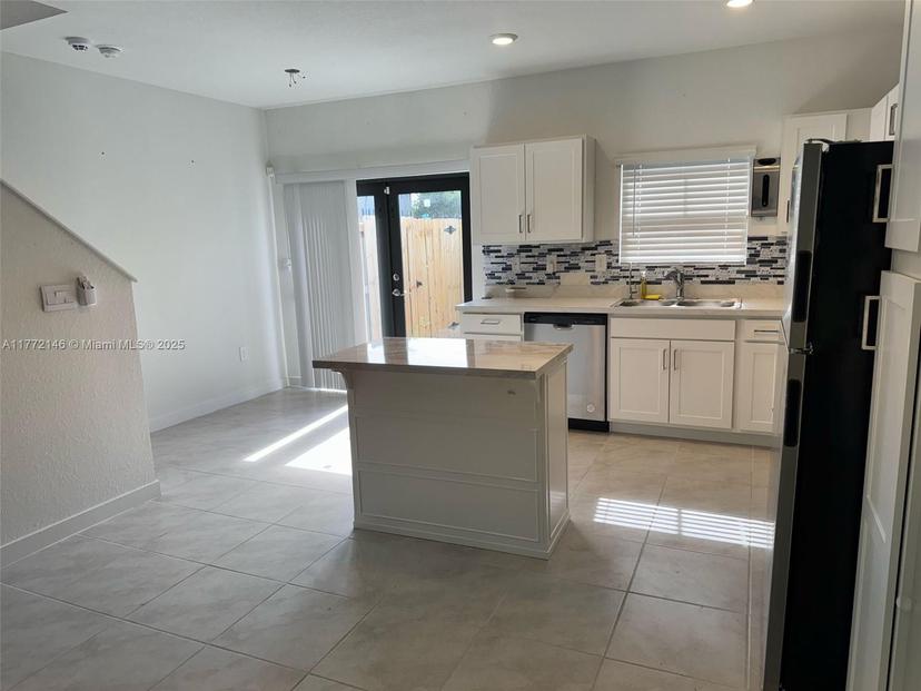 Picture of 540 NE 1St Dr, Florida City FL 33034