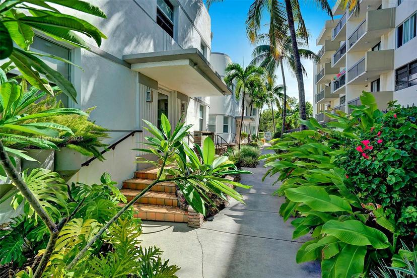 Picture of 6911 Bay Dr # 3, Miami Beach FL 33141