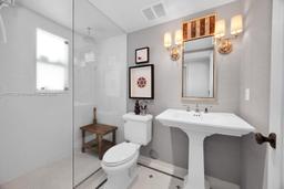 Picture of 6911 Bay Dr # 3, Miami Beach, FL 33141