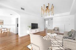 Picture of 1415 Sunset Harbour Dr # 406, Miami Beach, FL 33139