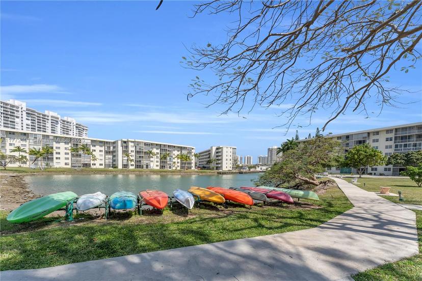 Picture of 2903 Point East Dr # K209, Aventura FL 33160
