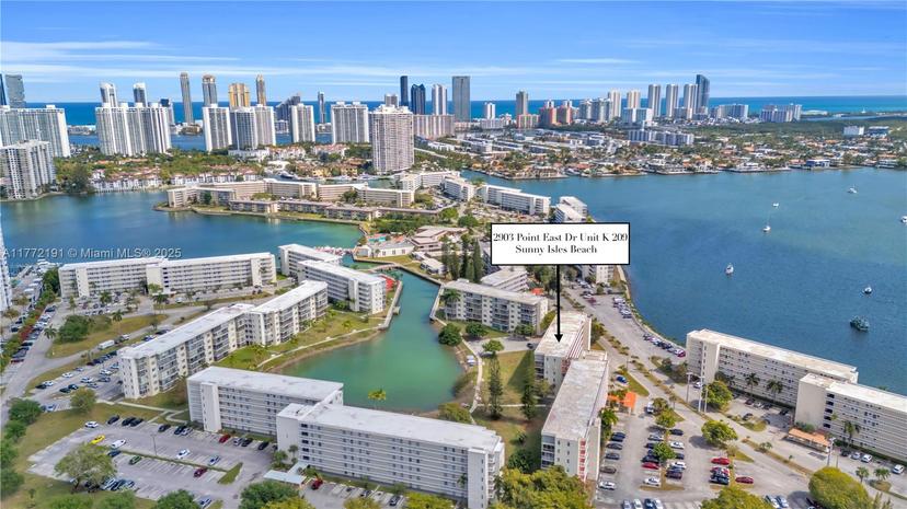 Picture of 2903 Point East Dr # K209, Aventura FL 33160