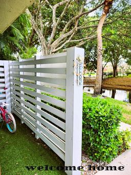 Picture of 575 NW 98Th Ave, Plantation, FL 33324