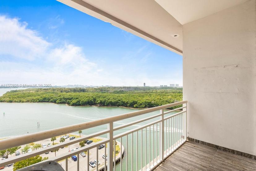 Picture of 400 Kings Point Dr # 1607, Sunny Isles Beach FL 33160