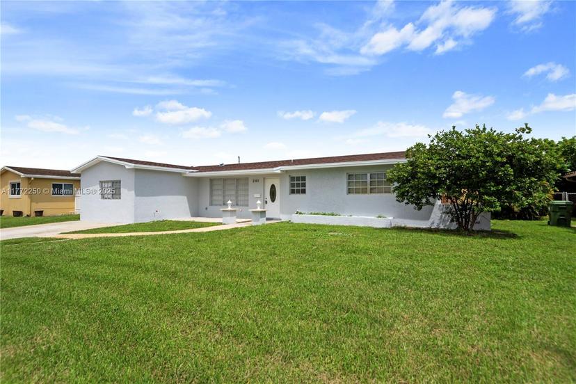 Picture of 2101 NW 85Th Way, Pembroke Pines FL 33024