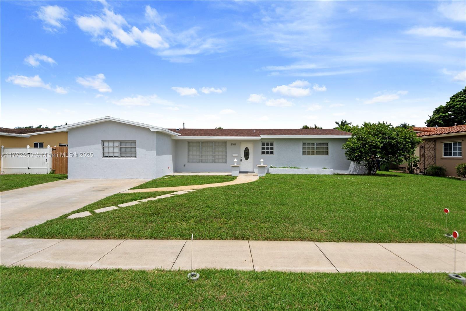 Picture of 2101 NW 85Th Way, Pembroke Pines, FL 33024