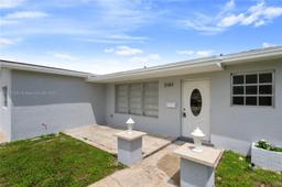 Picture of 2101 NW 85Th Way, Pembroke Pines, FL 33024