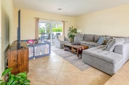 Picture of 4421 NW 7Th St, Coconut Creek, FL 33066