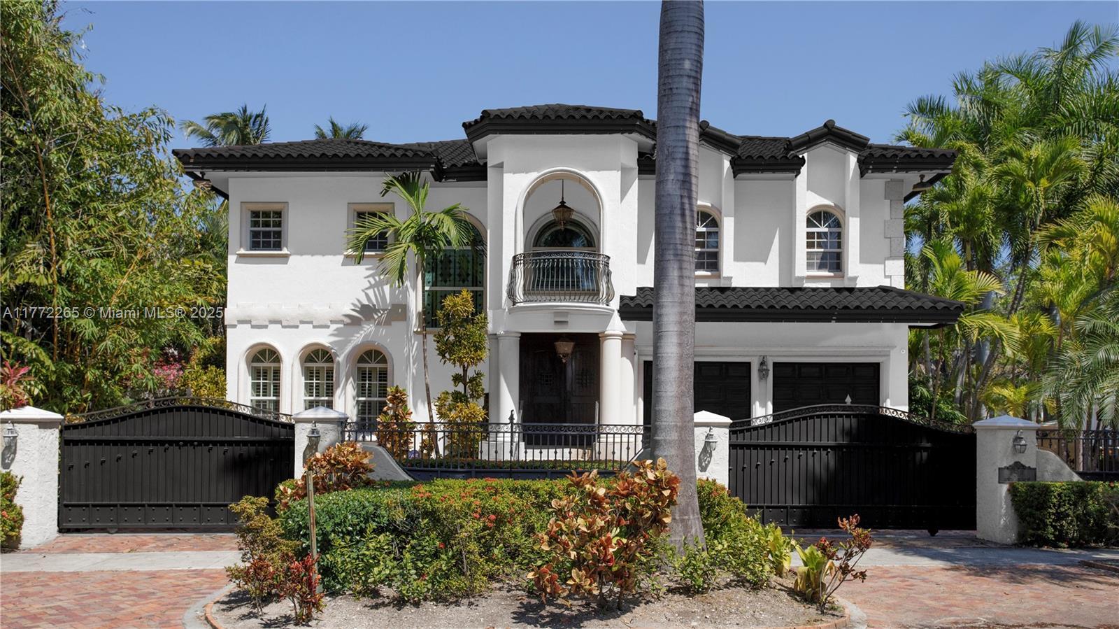Picture of 4501 N Bay Rd, Miami Beach, FL 33140