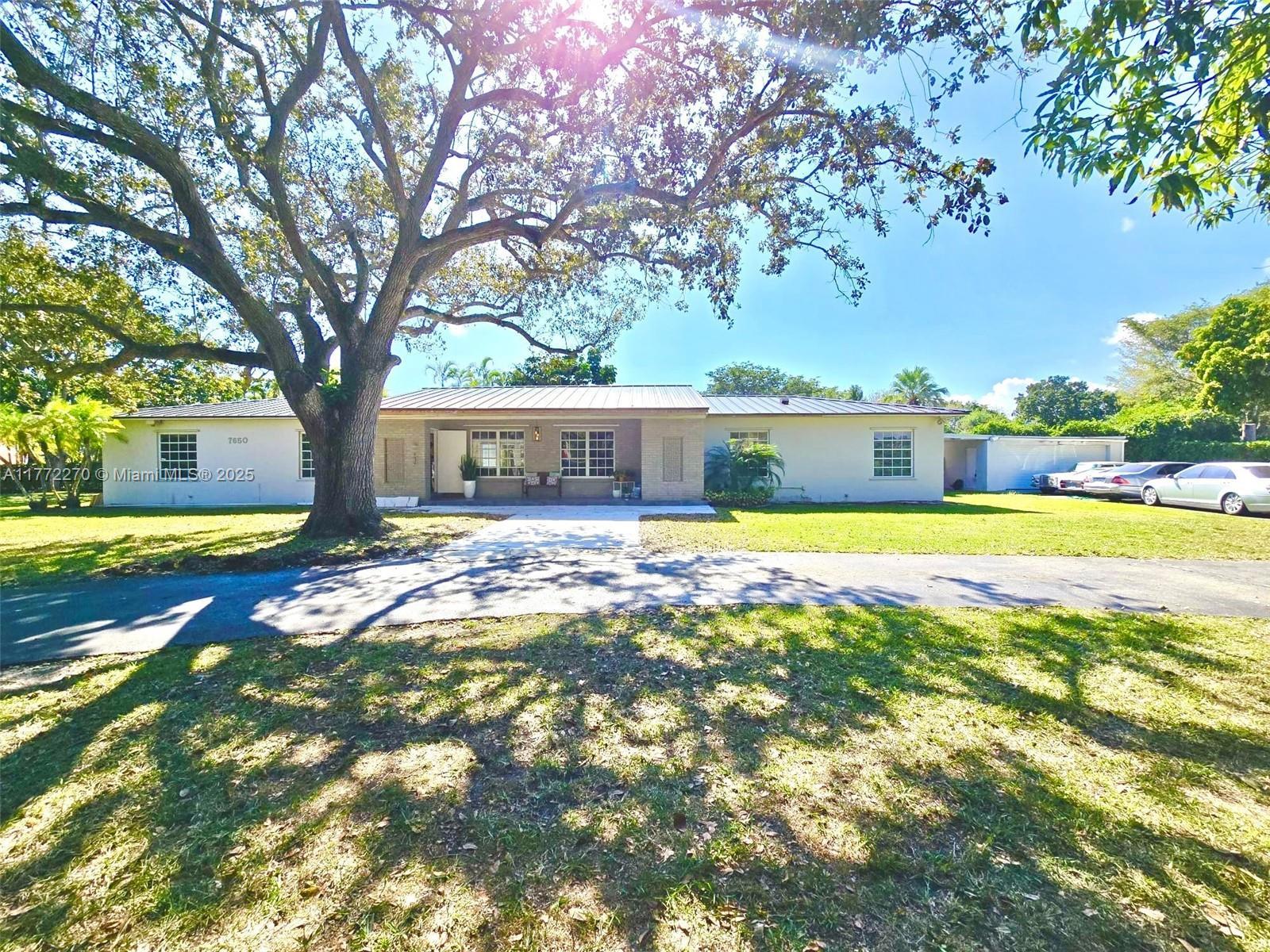 Picture of 7650 SW 78Th Ct, Miami, FL 33143