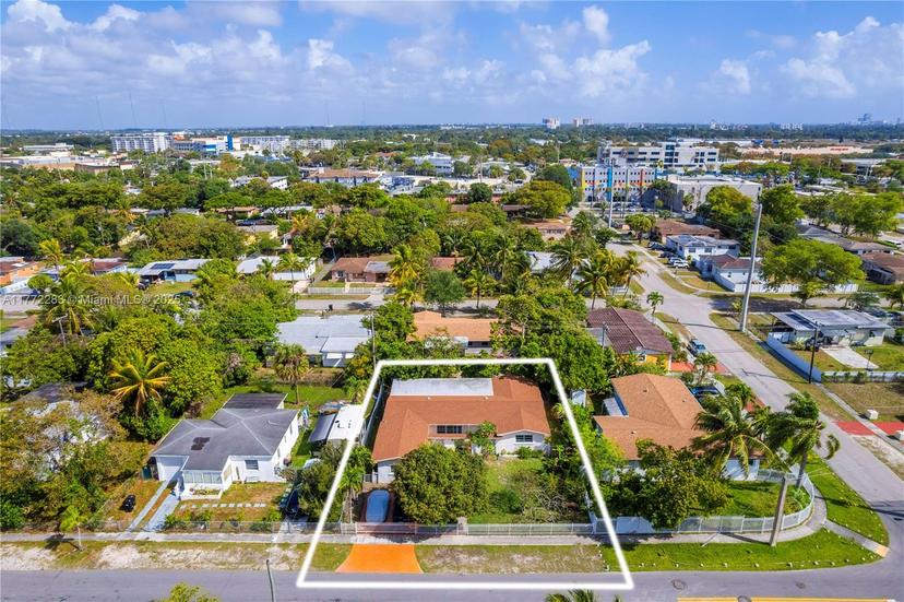 Picture of 1081 NE 160Th Ter, North Miami Beach FL 33162