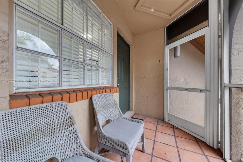Picture of 333 SW 86Th Ave # 206, Pembroke Pines FL 33025