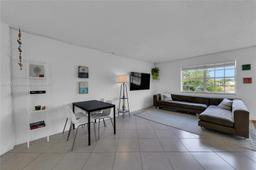 Picture of 333 SW 86Th Ave # 206, Pembroke Pines, FL 33025