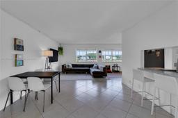 Picture of 333 SW 86Th Ave # 206, Pembroke Pines, FL 33025