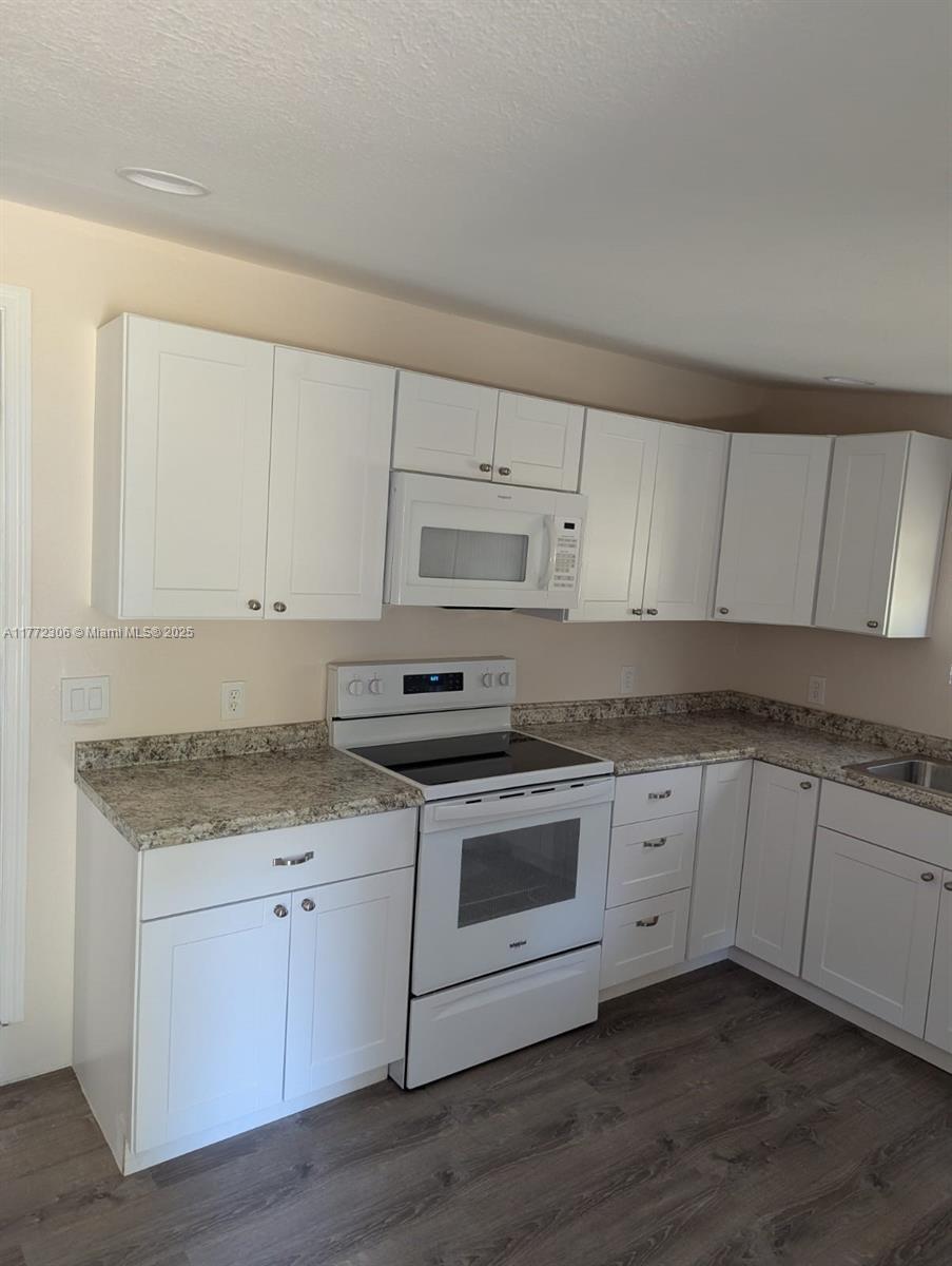 Picture of 105 Tangerine, Other City - In The State Of Florida, FL 33834