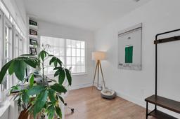 Picture of 818 NE 71St St, Miami, FL 33138