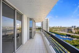 Picture of 19101 NE 36Th Ct # 2006, Aventura, FL 33180