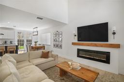 Picture of 10724 NW 12Th Mnr, Plantation, FL 33322