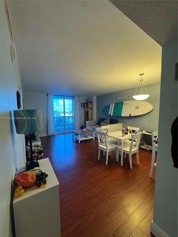 Picture of 1800 N Bayshore Dr # 1404, Miami, FL 33132