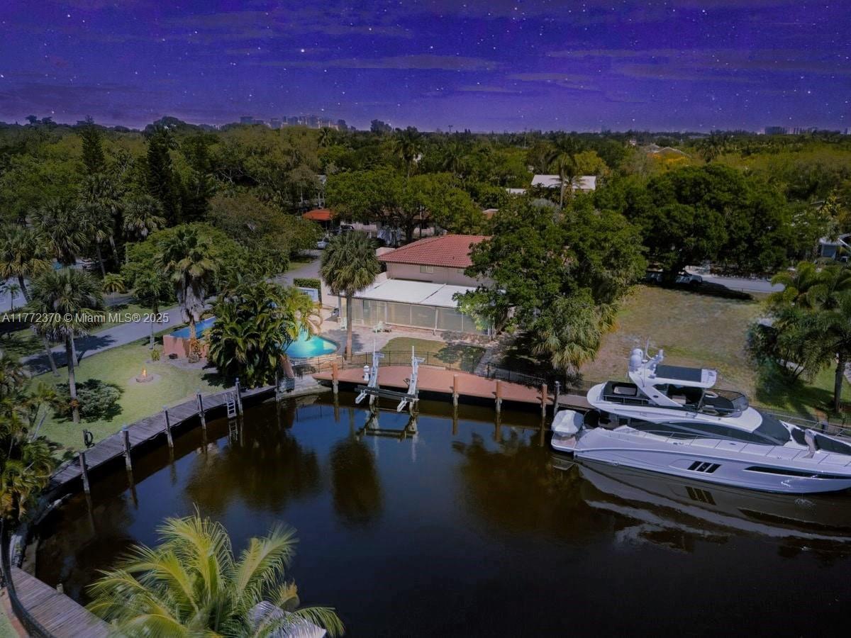 Picture of 2519 SW 30Th Ave, Fort Lauderdale, FL 33312