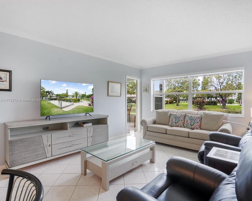 Picture of 3505 NW 48Th Ave # 411, Lauderdale Lakes FL 33319