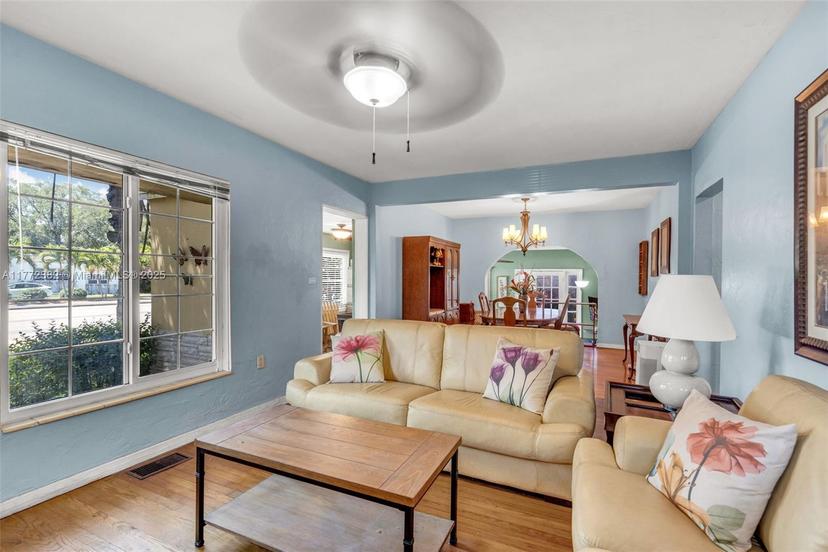 Picture of 9413 N Miami Ave, Miami Shores FL 33150