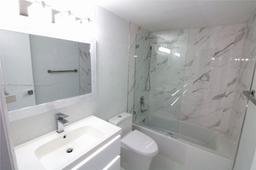 Picture of 1251 NE 108Th St # 405, Miami, FL 33161