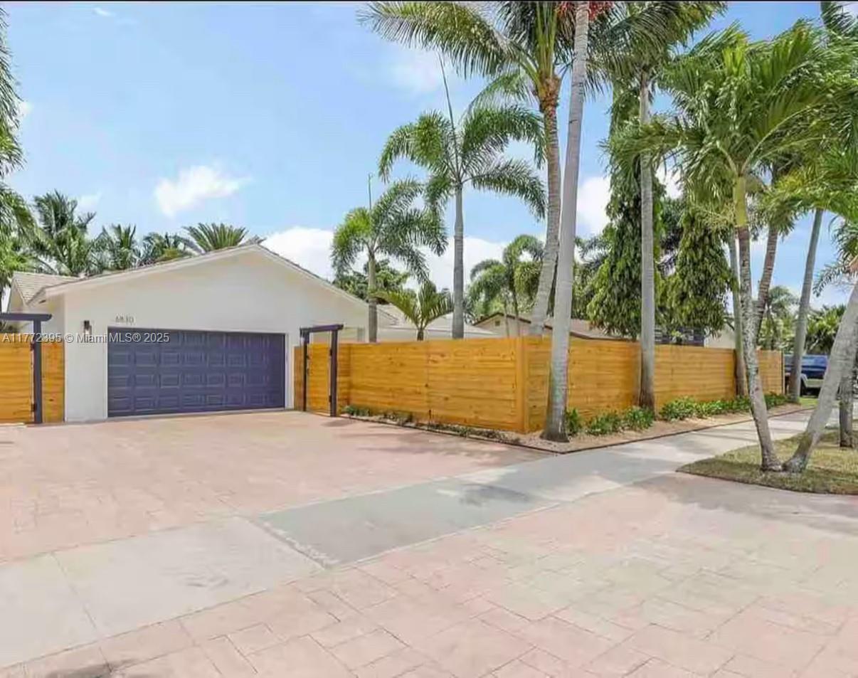 Picture of 6830 NW 23Rd Ter, Fort Lauderdale, FL 33309