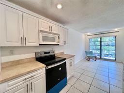 Picture of 3302 Farragut St # 5A, Hollywood, FL 33021