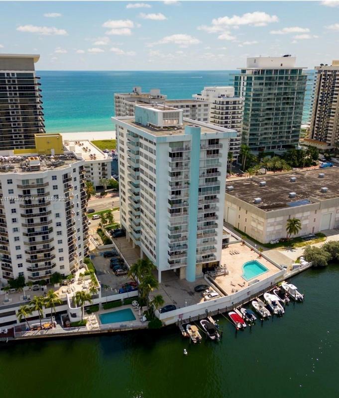 Picture of 5838 Collins Ave # 4D, Miami Beach FL 33140