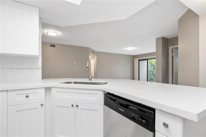 Picture of 9188 W Atlantic Blvd # 1521, Coral Springs FL 33071