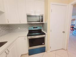 Picture of 4174 Inverrary Dr # 713, Lauderhill, FL 33319