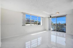 Picture of 3113 S Ocean Dr # 410, Hallandale Beach, FL 33009