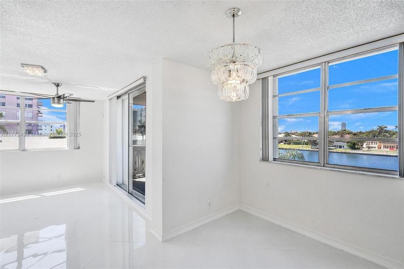 Picture of 3113 S Ocean Dr # 410, Hallandale Beach FL 33009