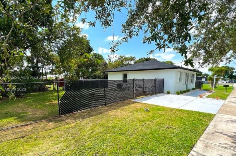 Picture of 17810 SW 102Nd Ave, Miami FL 33157