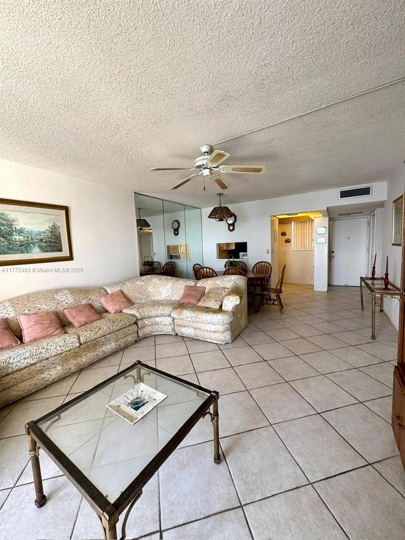 Picture of 3020 Marcos Dr # S607, Aventura FL 33160