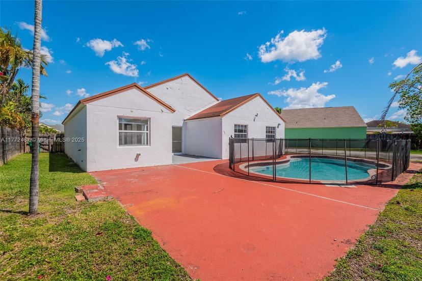 Picture of 14450 SW 153Rd Ter, Miami FL 33177