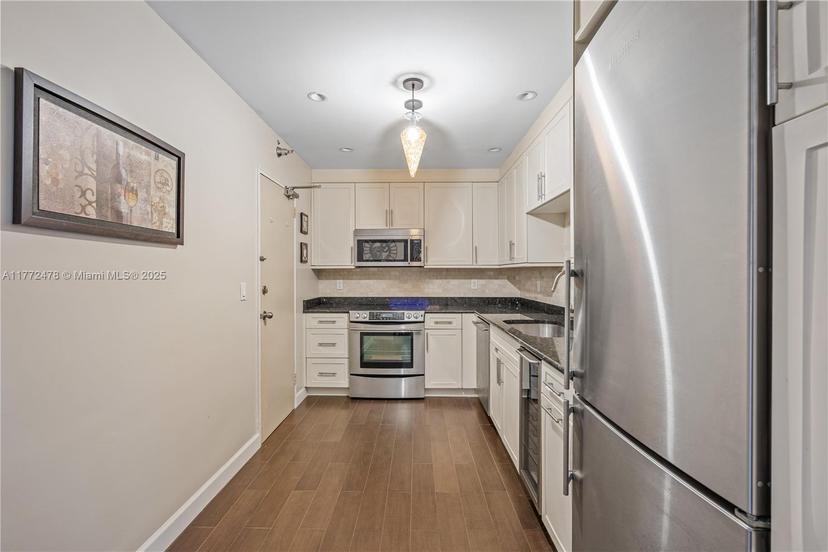 Picture of 10185 Collins Ave # 1110, Bal Harbour FL 33154