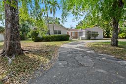 Picture of 8290 SW 61St Ave, South Miami, FL 33143