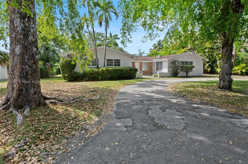 Picture of 8290 SW 61St Ave, South Miami FL 33143