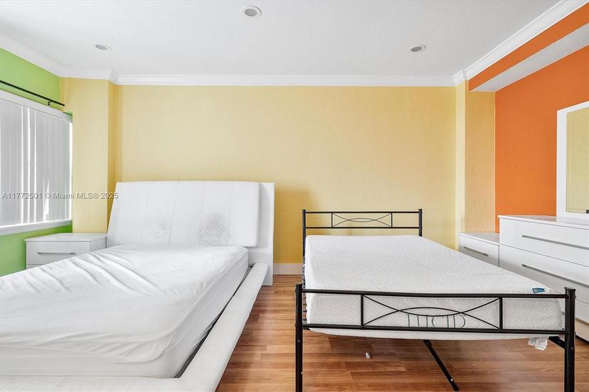 Picture of 6345 Collins Ave # 414, Miami Beach FL 33141
