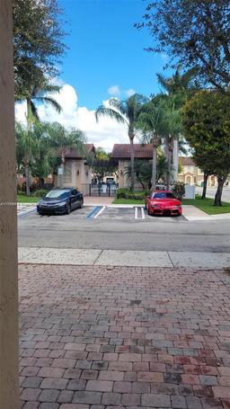 Picture of 12940 SW 135Th St # 12940, Miami, FL 33186