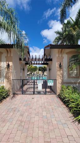 Picture of 12940 SW 135Th St # 12940, Miami, FL 33186