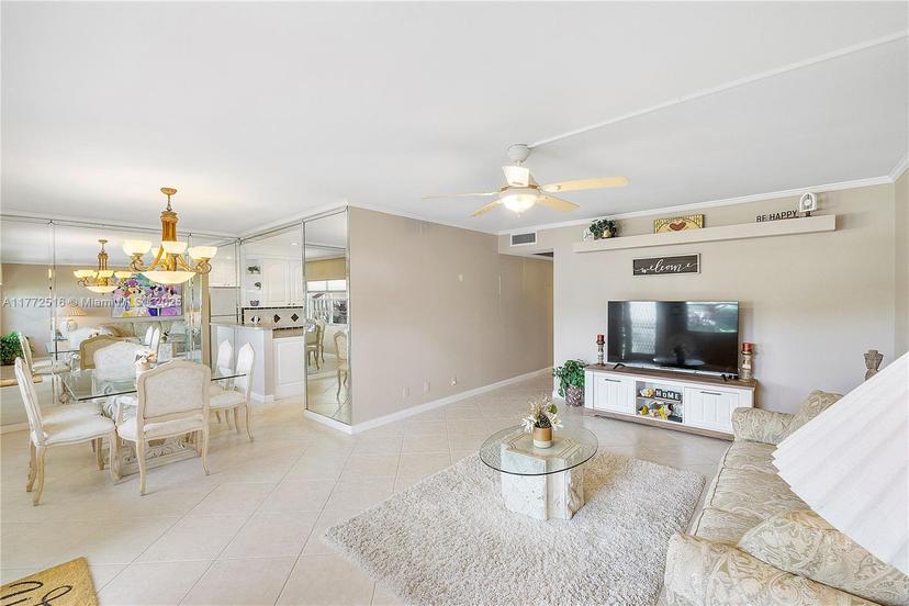Picture of 1069 N Lyndhurst N # 1069, Deerfield Beach FL 33442