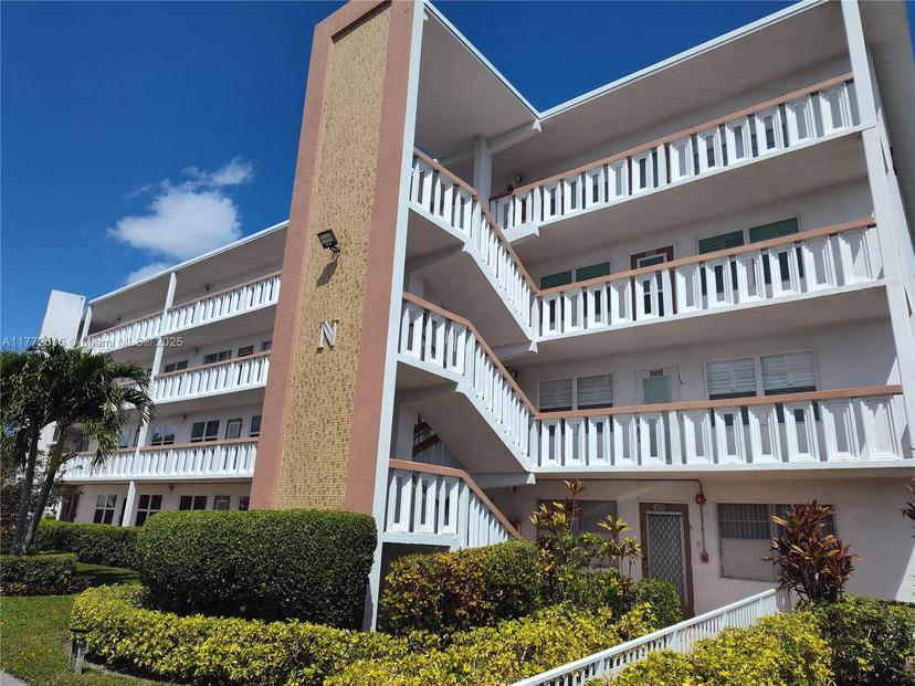 Picture of 1069 N Lyndhurst N # 1069, Deerfield Beach FL 33442