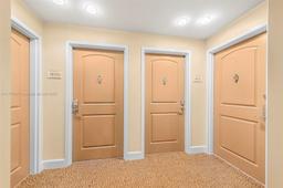 Picture of 7350 SW 89Th St # 1811S, Miami, FL 33156