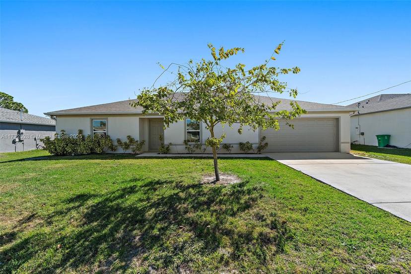 Picture of 421 NW Biltmore St, Port St. Lucie FL 34983