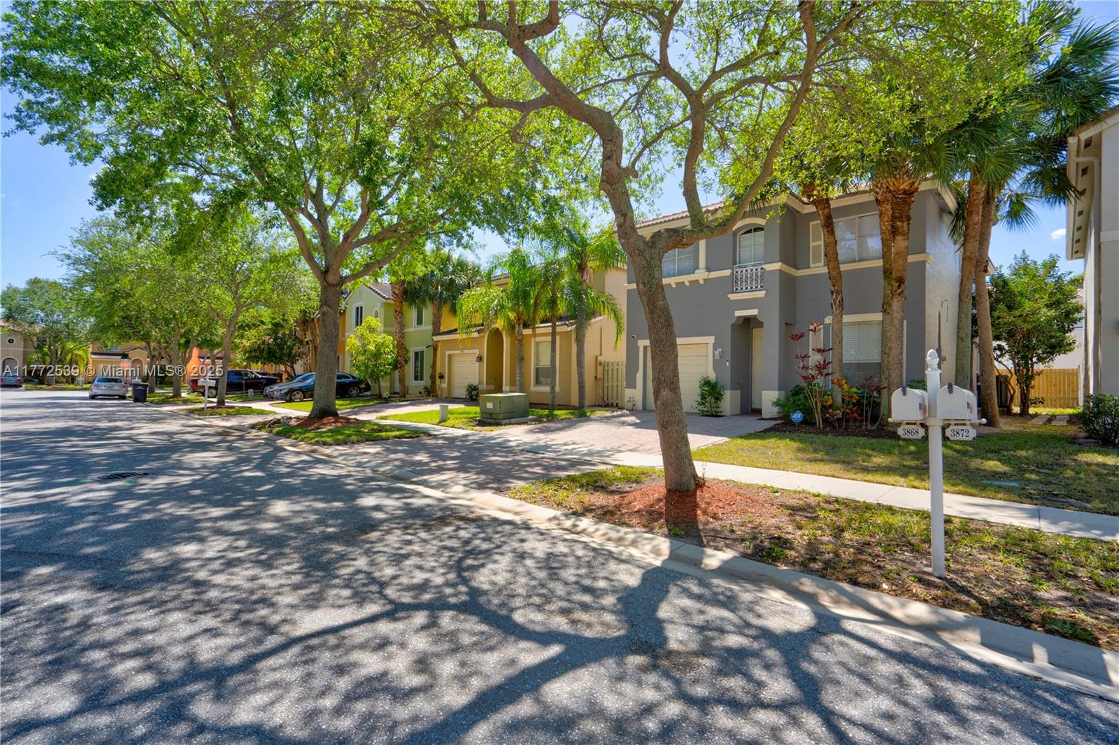Picture of 3868 Lake Tahoe Cir, West Palm Beach, FL 33409