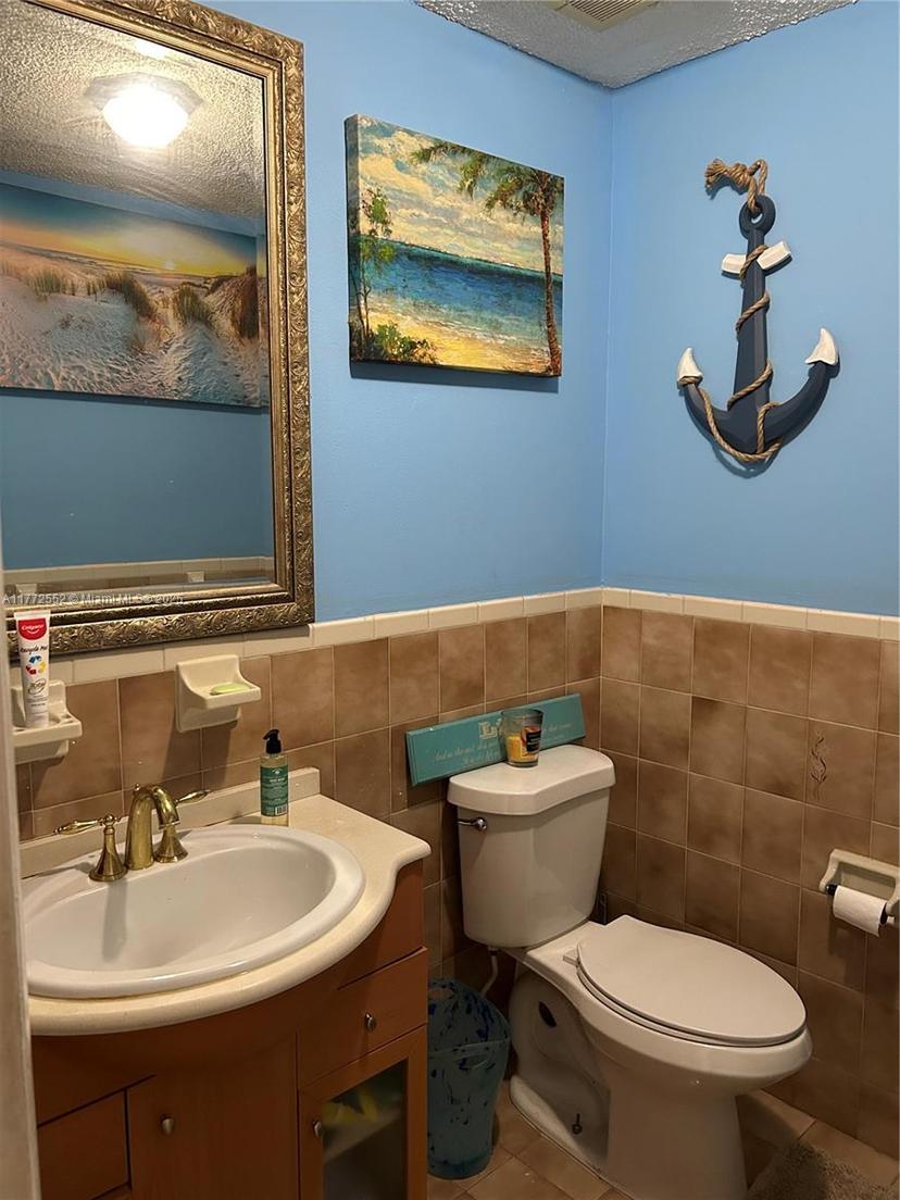 Picture of 13108 SW 3Rd St, Miami FL 33184